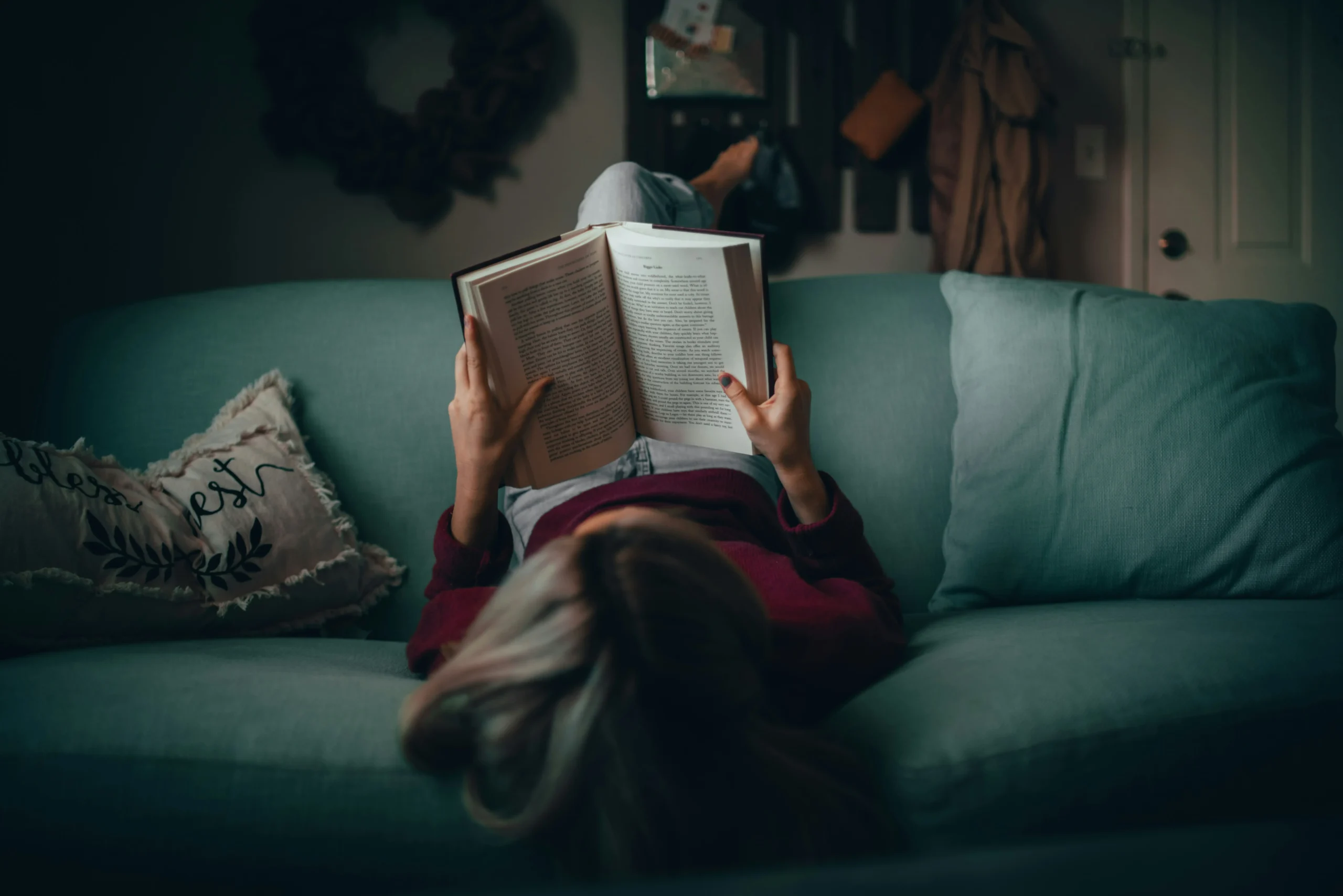 Mujer leyendo